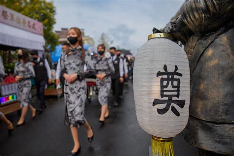 喪事顏色|喪禮用的燈籠顏色各有意義，該如何使用才正確？ 